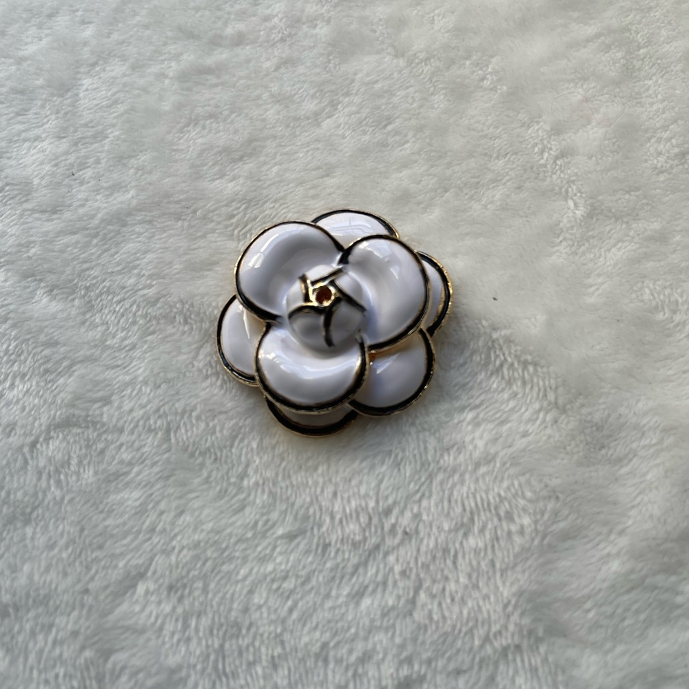 White Camilla Brooch with Gold Trim